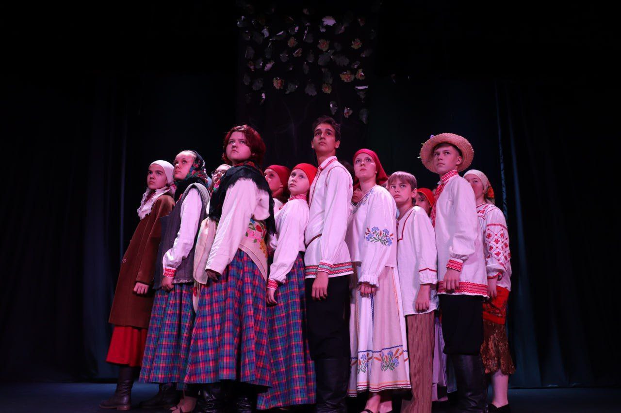 Спектакль «Жаваранкі над Хатынню»