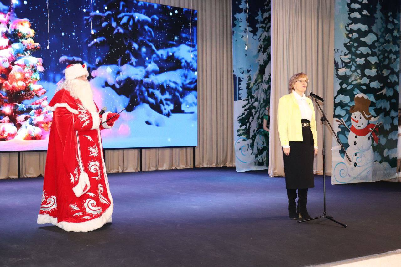 Новогоднее представление в рамках акции «Наши дети»