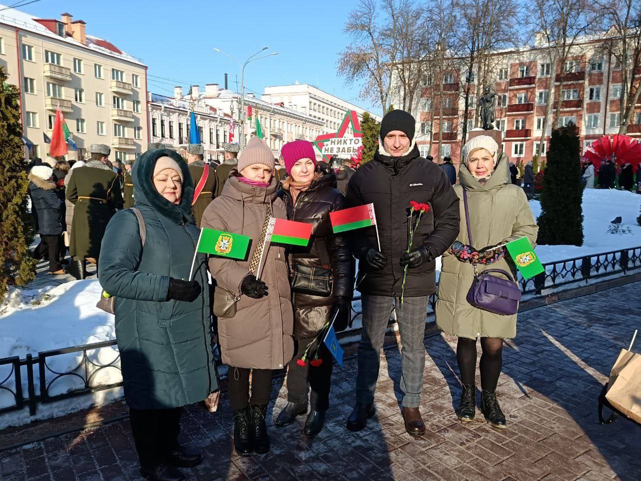 Коллектив Дворца творчества принял участие в областном митинге