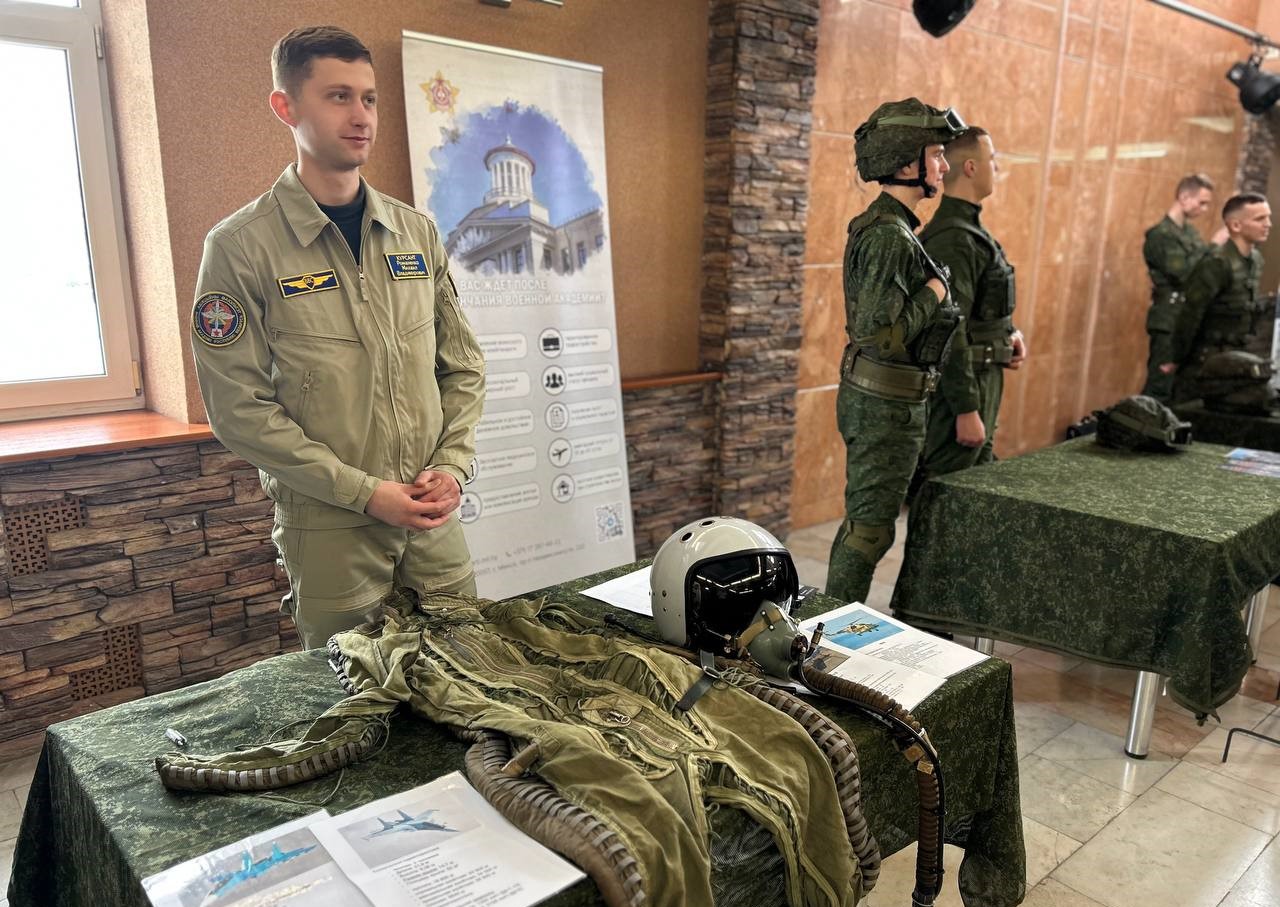 Есть такая профессия — Родину защищать