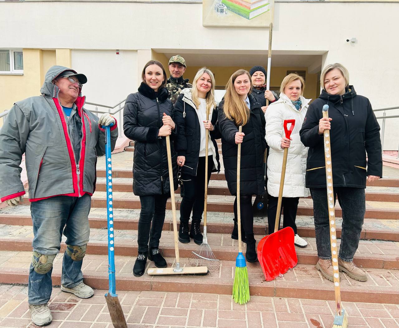 Вместе на городской субботник