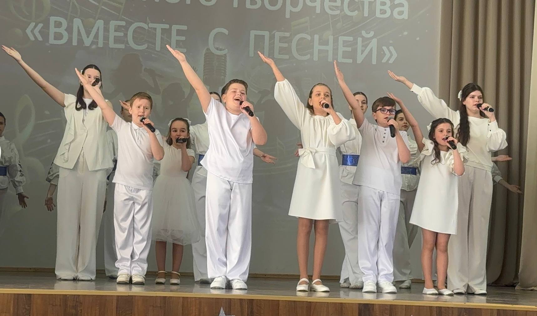 Завершился областной конкурс вокального творчества «Вместе с песней»