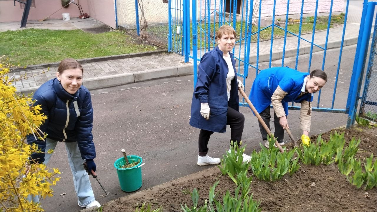 Территория творчества начинается с чистоты: республиканский субботник