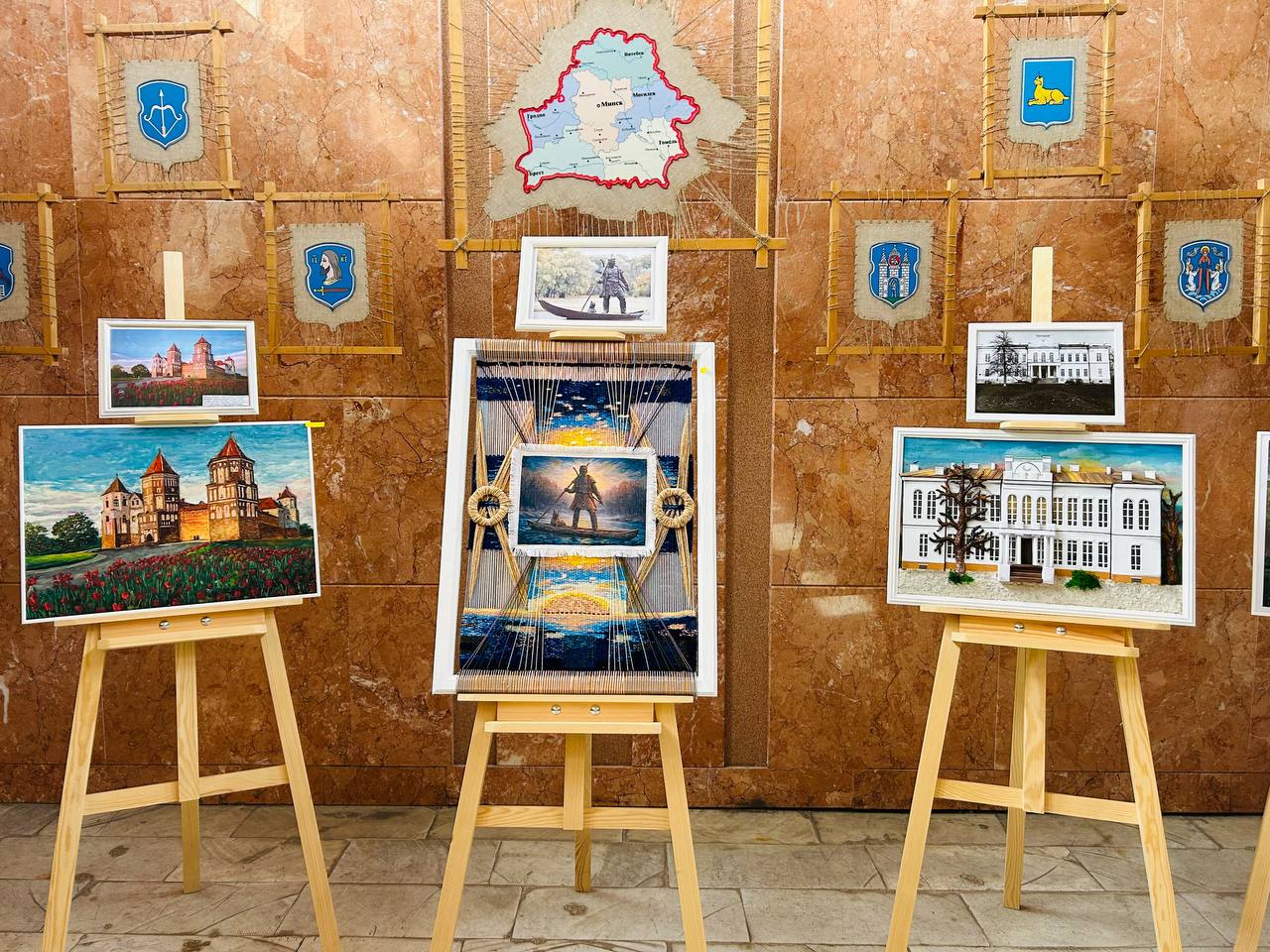Конкурс декоративно-прикладного творчества «Беларусь-краіна подзвігаў і дасягненняў»
