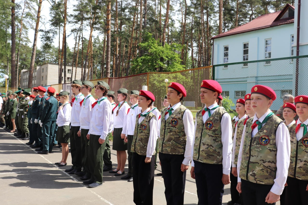 Равнение на знамя: состоялось торжественное открытие областной «Зарницы». День 2